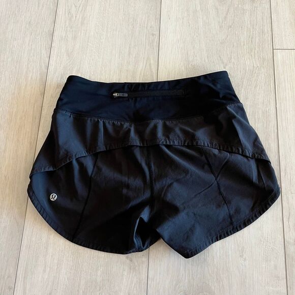 Lululemon women’s black shorts size 2 - Picture 6 of 8